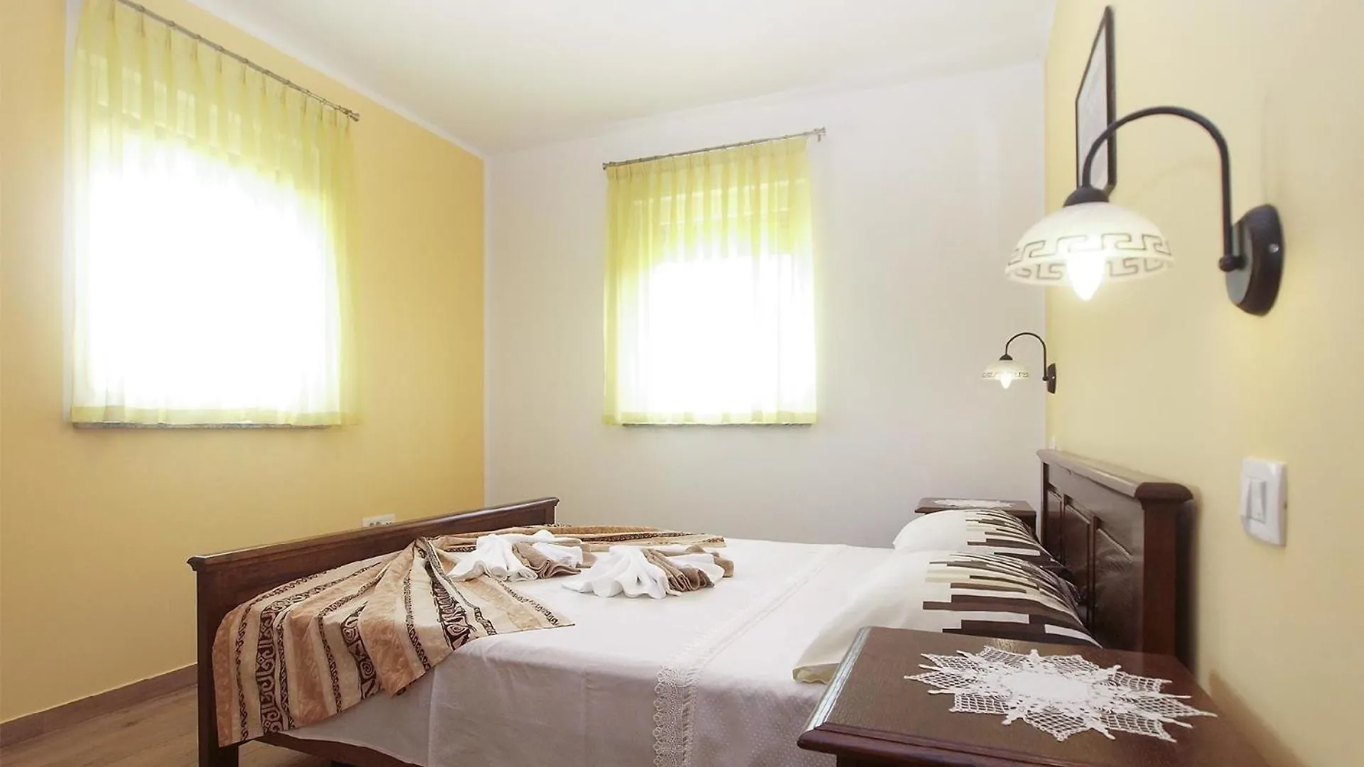 Ferienhaus Mit Privatpool Fuer 6 Personen Ca 70 Qm In Pula, Istrien Istrische Riviera 0*, Pula
