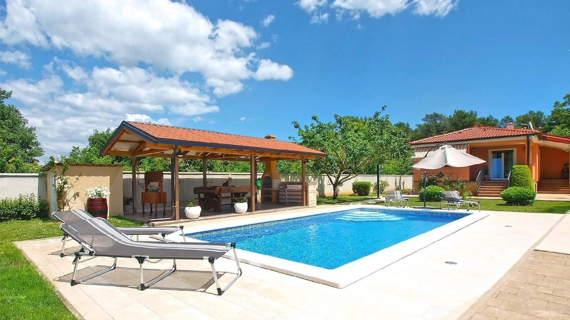 Ferienhaus Mit Privatpool Fuer 6 Personen Ca 70 Qm In Pula, Istrien Istrische Riviera Pula