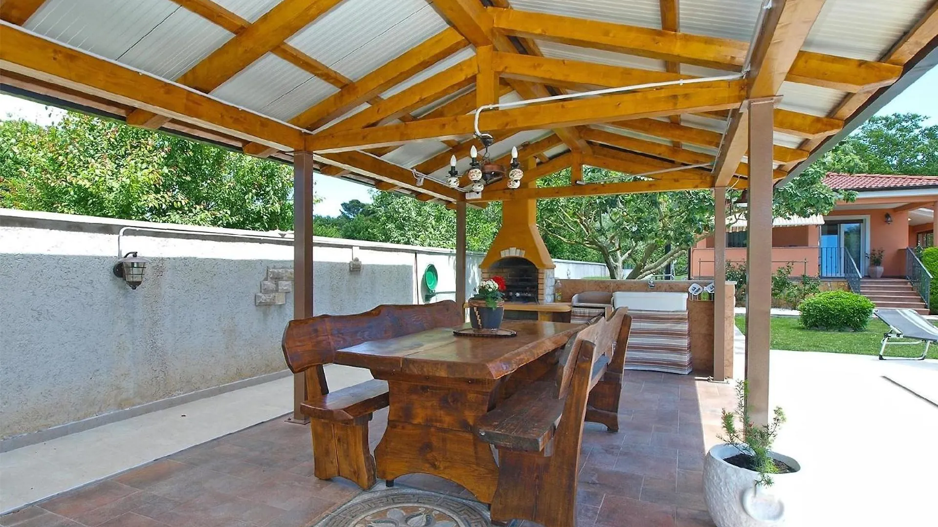 Ferienhaus Mit Privatpool Fuer 6 Personen Ca 70 Qm In Pula, Istrien Istrische Riviera 0*, Pula Croatia